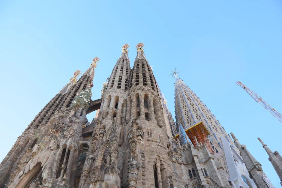 Barcelona's Oriol Shatters Records in Historic Season