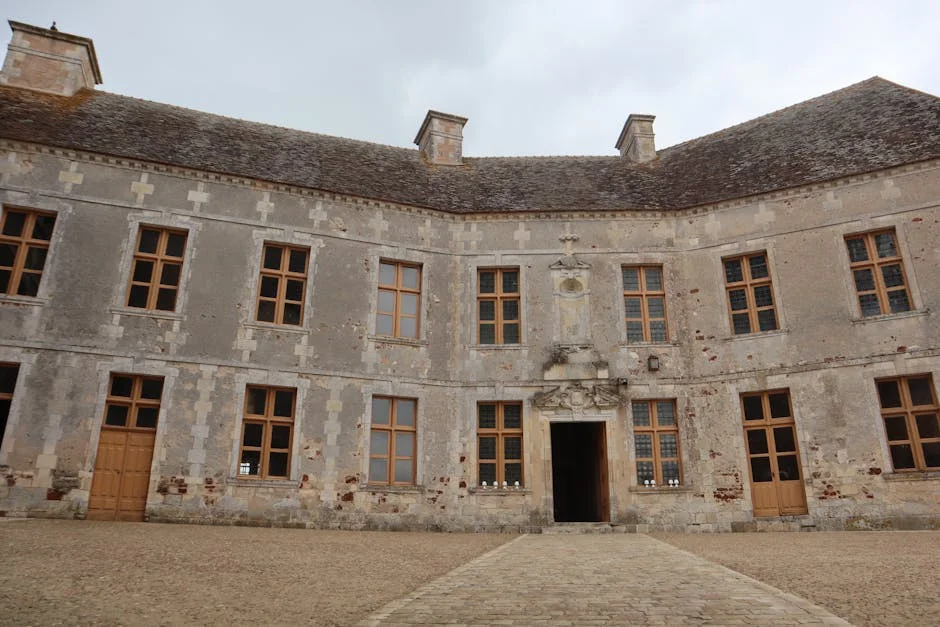 Centre Assures No LPG Dry-Out Despite Supply Concerns - Full Story Inside