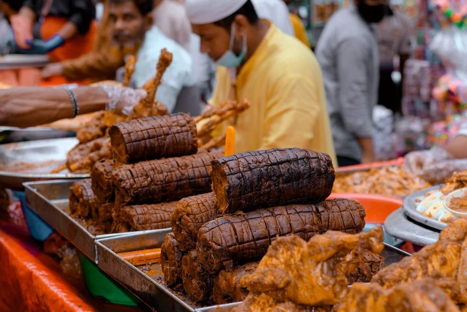 Delhi Police Bust Expired Food Racket — Rs 20 Lakh Worth Products Seized