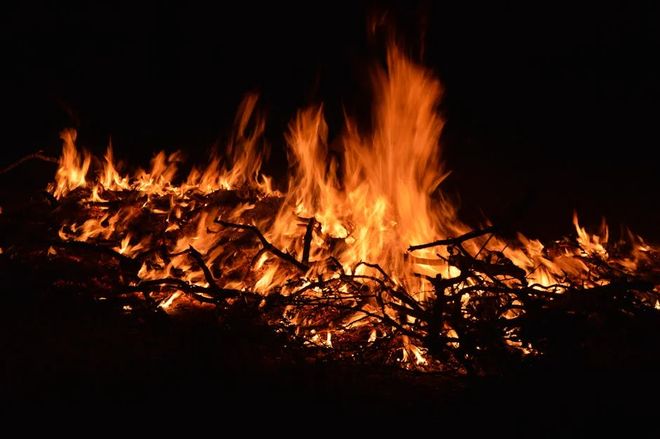 Delhi’s AC Fires Surge Amid Heatwave — Residents Demand Urgent Safety Measures