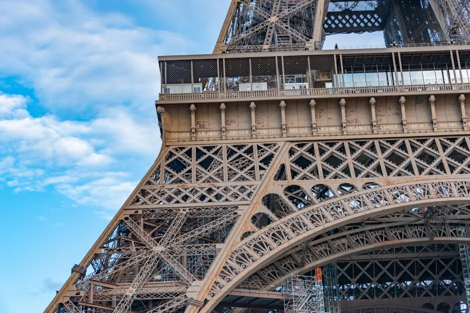Eiffel Tower Joins Global Landmarks in Lights Out for Earth Hour — What It Means for India