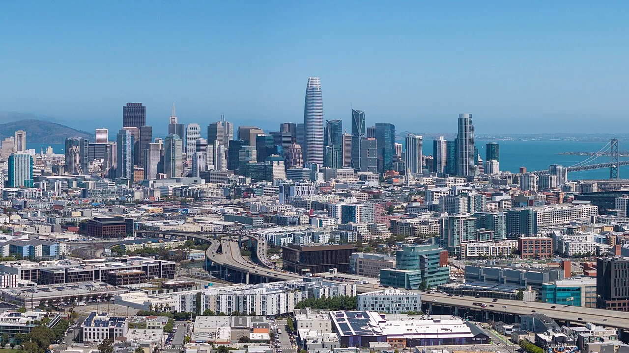 Government Vows No Delays in Aid After Storms, Says Manuel Castro Almeida