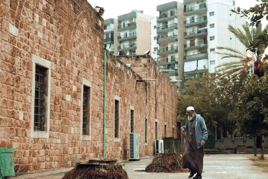 Political Analyst Warns of Rising Risks in Red Sea Amid Iran Conflict - What It Means for Communities — Politics Governance