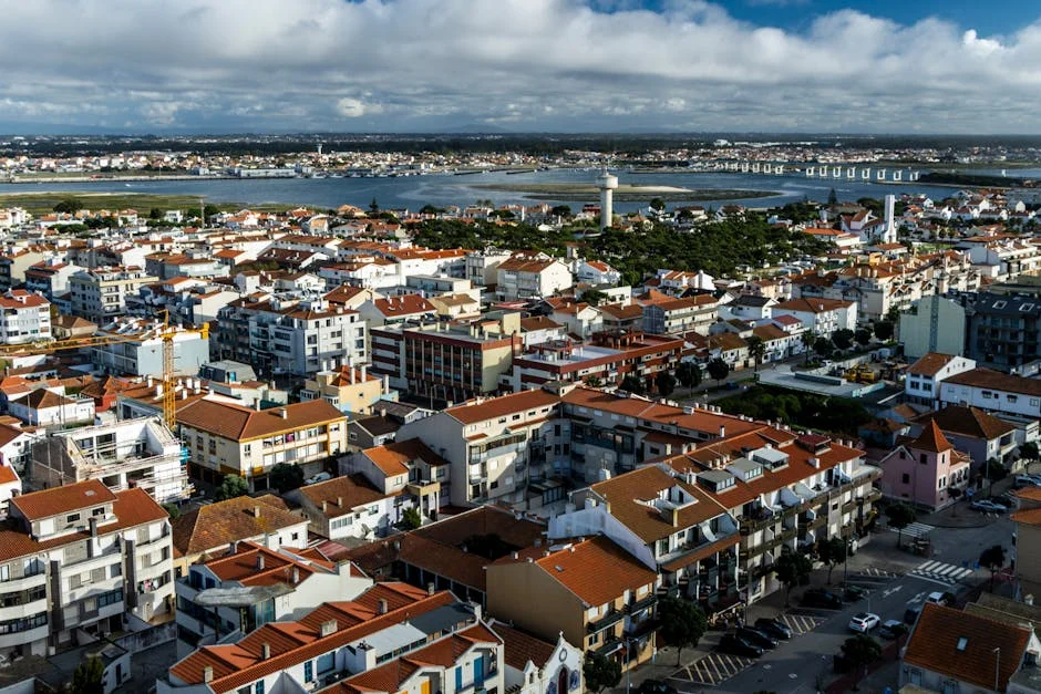 Portugal Union Halts Strike Over Labour Reform